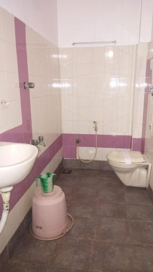 Hotel Aditya Пондичерри Экстерьер фото